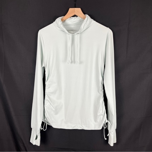 TITLE NINE Women's Light Green Funnel Mockneck Cinch Side Rashguard Top Medium - Picture 1 of 8